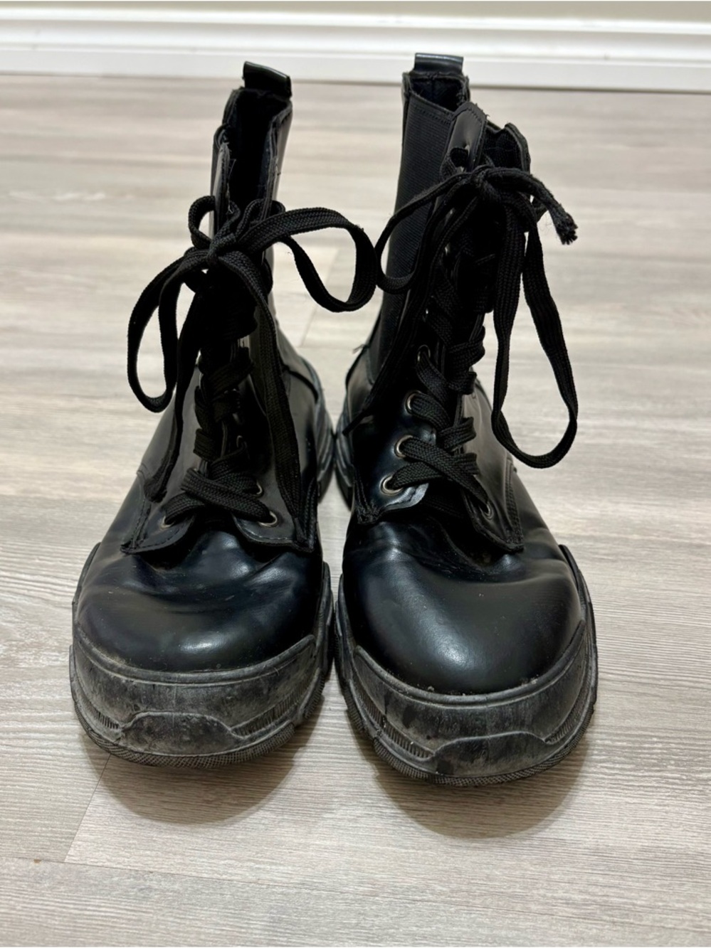 Vegan Leather Chelsea Combat Boots Chunky Lug Sole Black Women’s Size 5 - Picture 10 of 10